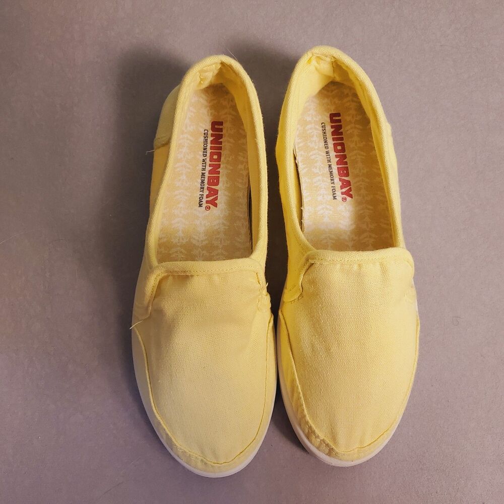 Unionbay Fun Yellow Soft Slip-On Shoes Women's Size  6